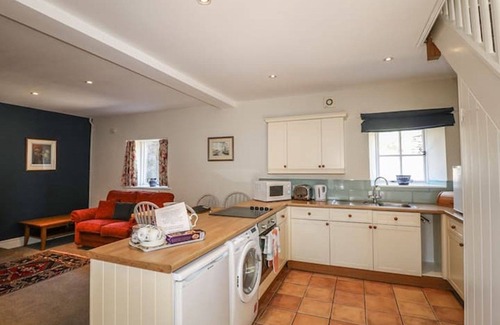 Alstonfield Apartment | Yew Tree Cottage - 2 bedroom (sleeps 4)