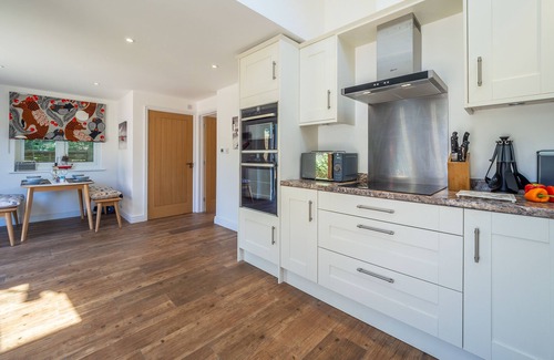 Westleton Apartment | Yew Tree Cottage is a modern eco-cottage