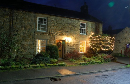 Riding Mill Cottage | Yew Tree Cottage near to River Tyne and Hadrian's Wall