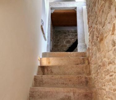 Kalamoti House | Yi artistry 1-bedroom medieval holiday house