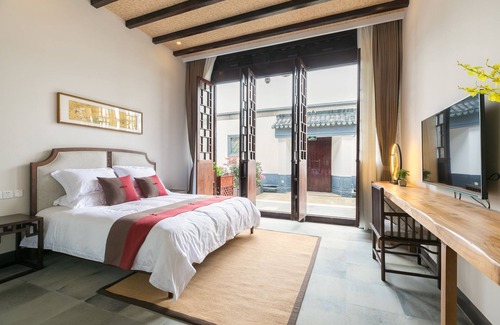 Pudong Hotel | Yi Garden Cultural Hotel Disney Branch