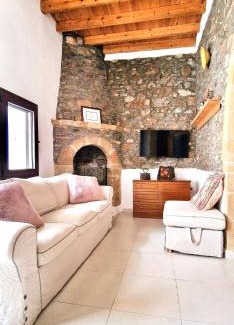 South Rhodes House | Yiannis Village house