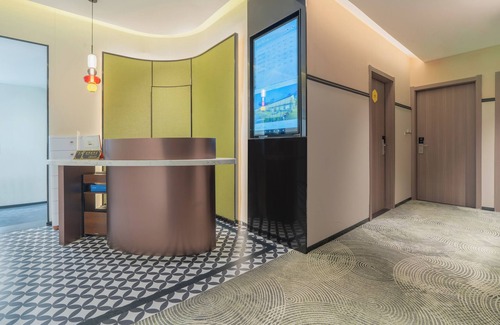 Yangpu Hotel | yibaijiudian