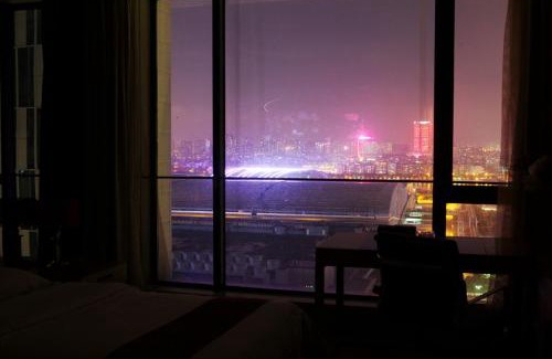 Haizhu Apartment | Yicheng Pazhou Poly World Trade Centre Apartment