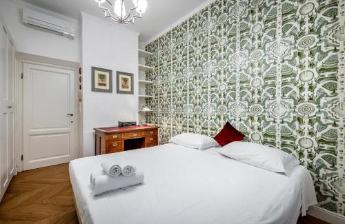 Florence Apartment | YID LUX SUITE BOLOGNESE