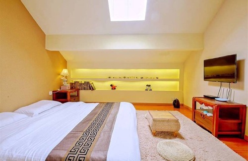 Zhouzhuang House | Yinjiangnan Xishui Zhijian Themed Inn