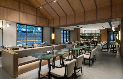 Zhoujiaba Hotel | Yinmo Hotel