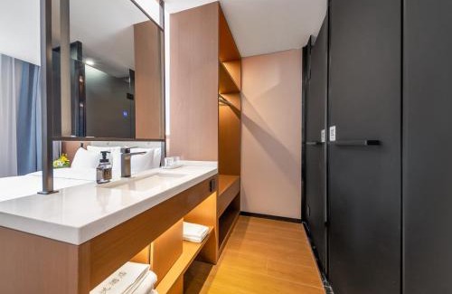 Yiwu Hotel | Yiwu Boyue Luxury Hotel