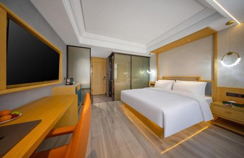 Yiwu Hotel | Yiwu WanYue International Holiday Inn