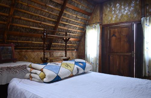 Karong Hotel | YJ Hillock Cottage Resort