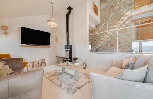 Trawsfynydd House | Ynys Cadno