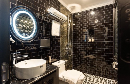 Hai Duong Hotel | YO Hotel