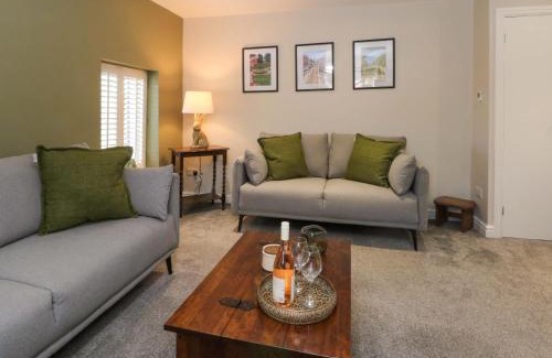 Whitchurch House | Yocking Gate Mews