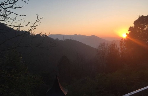 Shimla Villa | YOGA AND MEDITATION HIMALAYAN RETREAT