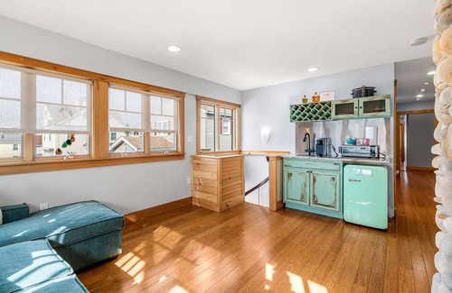 Salisbury Apartment | Yoga Retreat Summary: