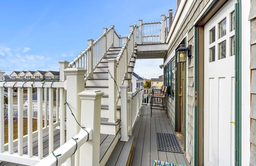 Salisbury Apartment | Yoga Retreat Summary: