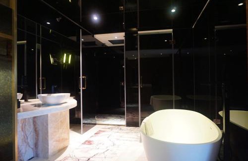 Taipa Hotel | YOHO Hollywood Roosevelt Hotel