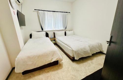 Nishi Apartment | Yokohama Paradise203