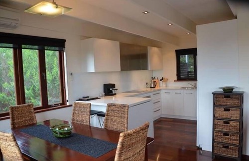 Adventure Bay House | Yolla Beach House A Quiet Relaxing Getaway