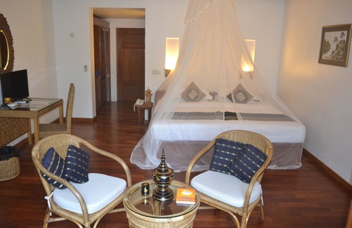 Ngapali Hotel | Yoma Cherry Lodge