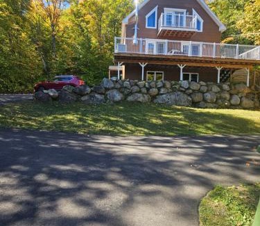 Lac-Superieur Ski Chalet | Yomi Chalet