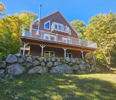 Lac-Superieur Ski Chalet | Yomi Chalet