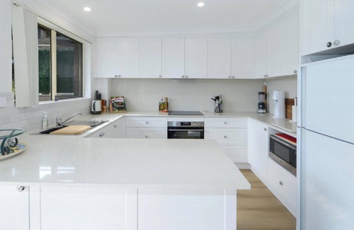 Avoca Beach Apartment | Yonder - Delightful Hideaway