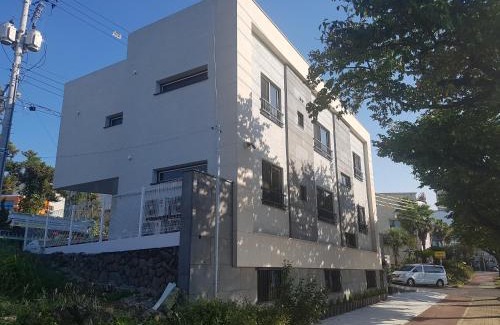 Yeon-dong House | Yong Stay