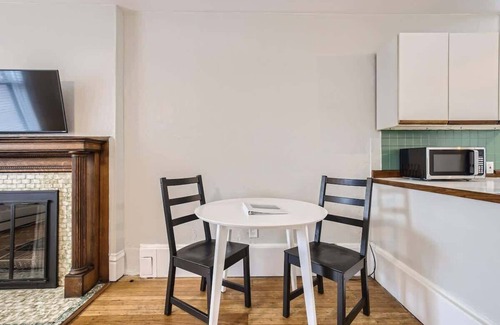 Congress Park Apartment | York by Modern Midstay/3 Blocks to Cheesman #SY1