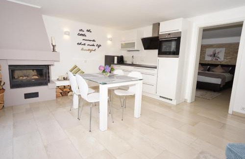 Traben-Trarbach Apartment | York Cottage Garden