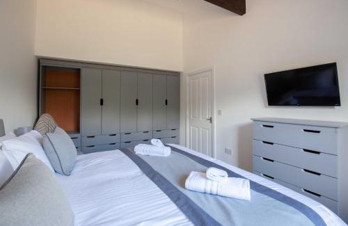 Ampney Crucis House | York Cottage