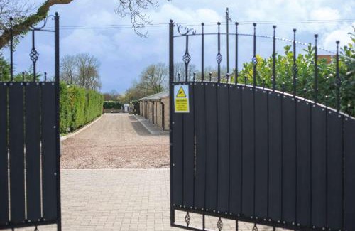 Ampney Crucis House | York Cottage