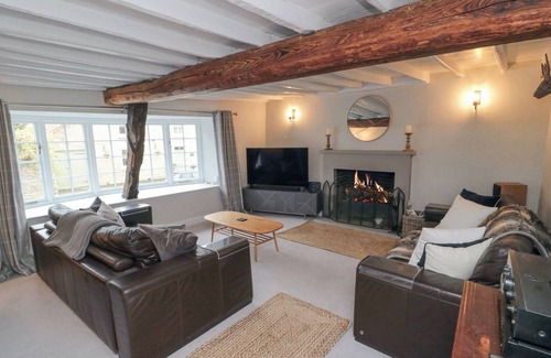 Thornton Dale House | YORK HOUSE, pet friendly, luxury holiday cottage in Thornton Dale