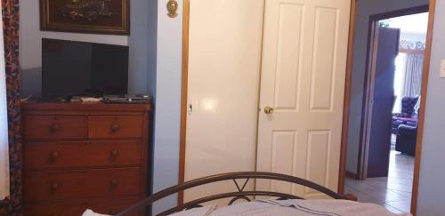 York Bed & Breakfast | York's Lookout Lodge Bed And Breakfast