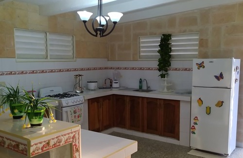 Cienfuegos House | Yorka y René