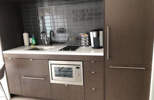 Bloor-Yorkville Apartment | Yorkville Plaza