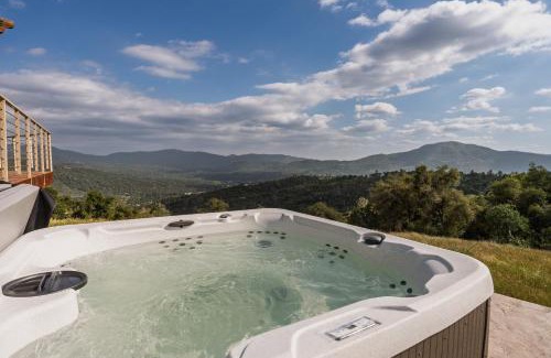 Oakhurst House | Yosemite Cloudline Ridge