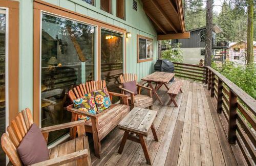 Yosemite West House | Yosemite Cub's Cabin