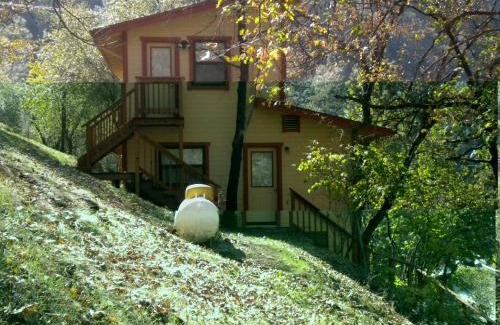 El Portal House | Yosemite Gatekeeper's Lodge