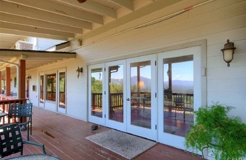 Ahwahnee House | Yosemite Getaway With Excellent Views