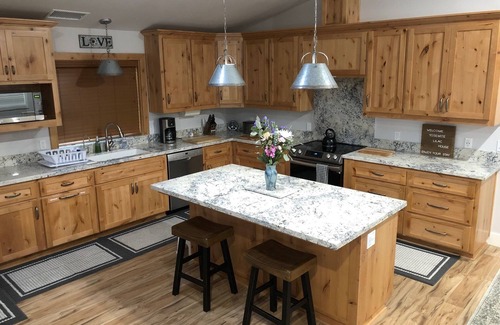 Midpines House | Yosemite Lilac~Private~Quiet~Star Gazing~Non-smokers/vapers~No animals