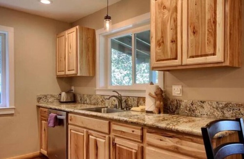 Sugar Pine House | Yosemite!!