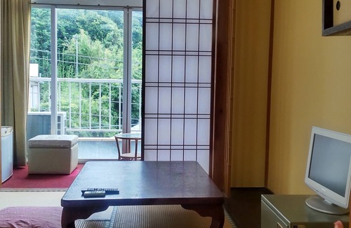Kamogawa House | Yoshioka Ryokan
