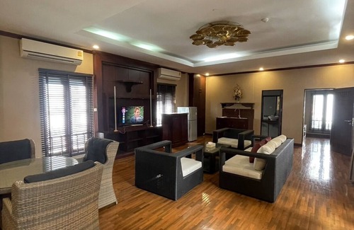 Phlabphla Hotel | Yotaka Boutique Hotel Bangkok
