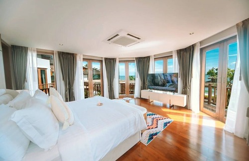 Khanom Hotel | Yotaka Khanom