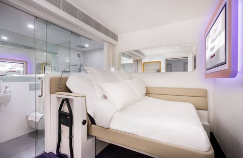 Changi Hotel | YOTELAIR Singapore Changi Airport