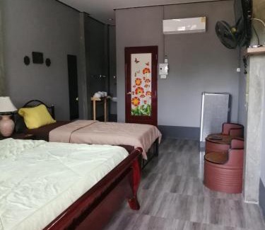 Bang Phra House | Yotin Guest House