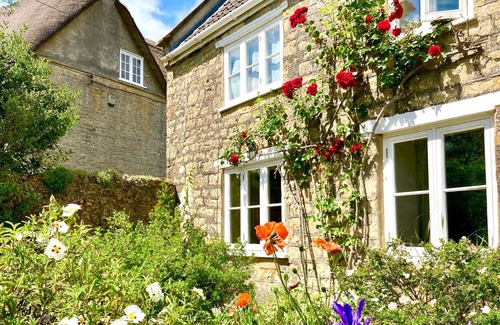 Crewkerne Bed & Breakfast | You are Assured an Inspiring and Relaxing Time in our Country Home