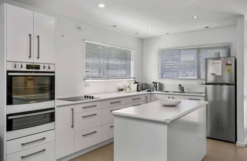 Wharewaka House | You little beauty - Wharewaka Beach Magic!