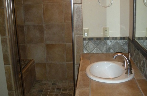 Carbondale House | You've Scored! Welcome to Paradise